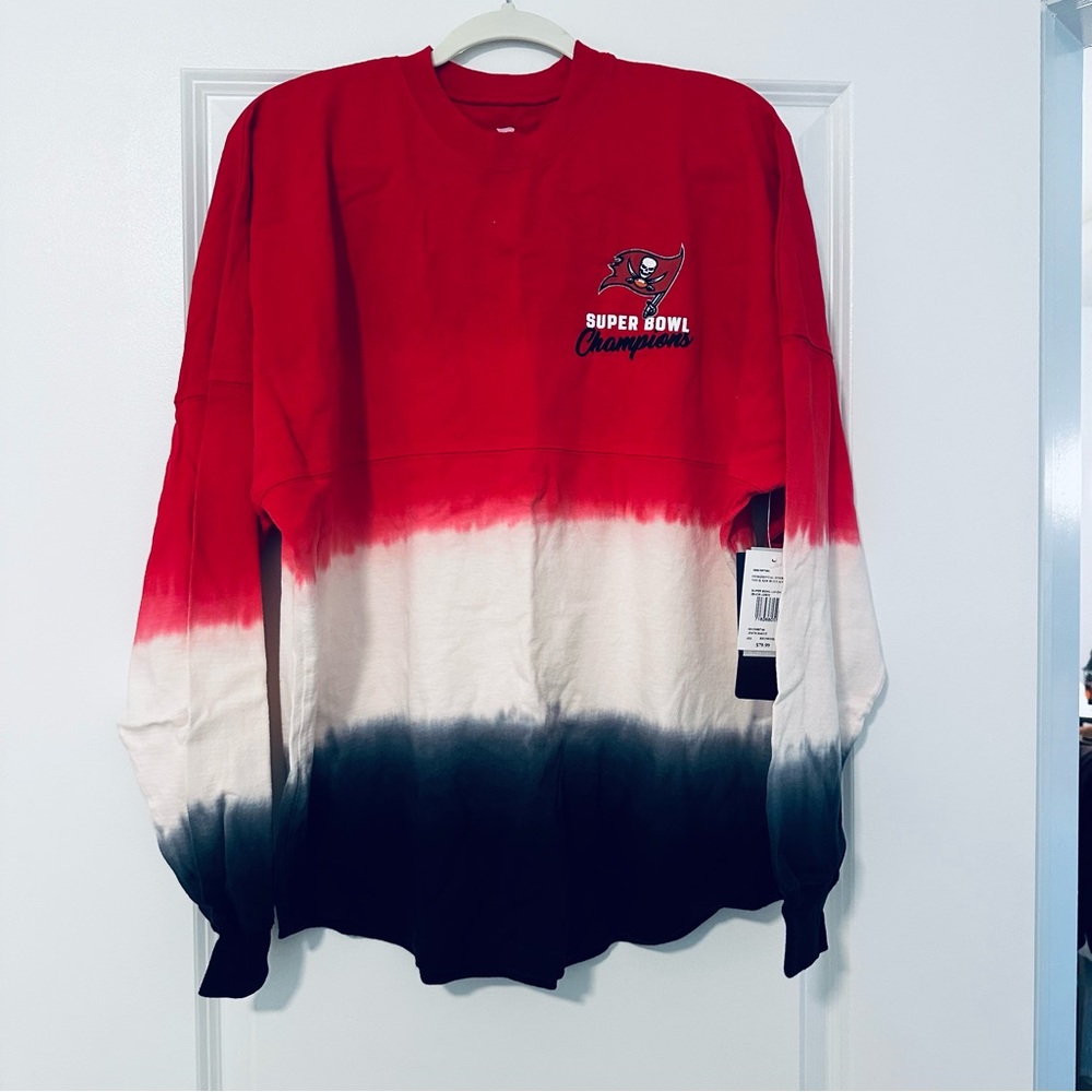Tampa Bay Buccaneers oversized tee